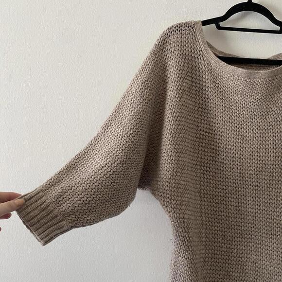 ALICE + OLIVIA beige tan lambswool cashmere knit sweater - Picture 3 of 7